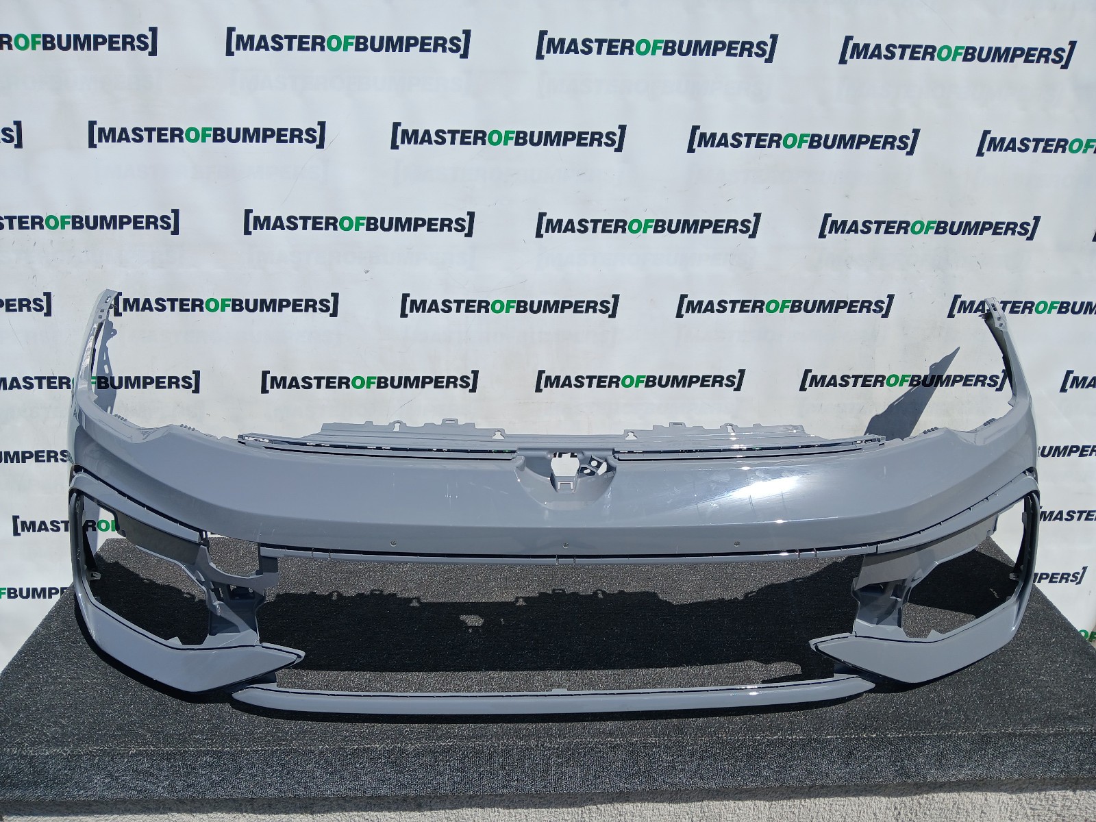 VW Golf R-line Mk8 Lift Hatchback 2024-2027 Front Bumper 4 Pdc Genuine [v573]