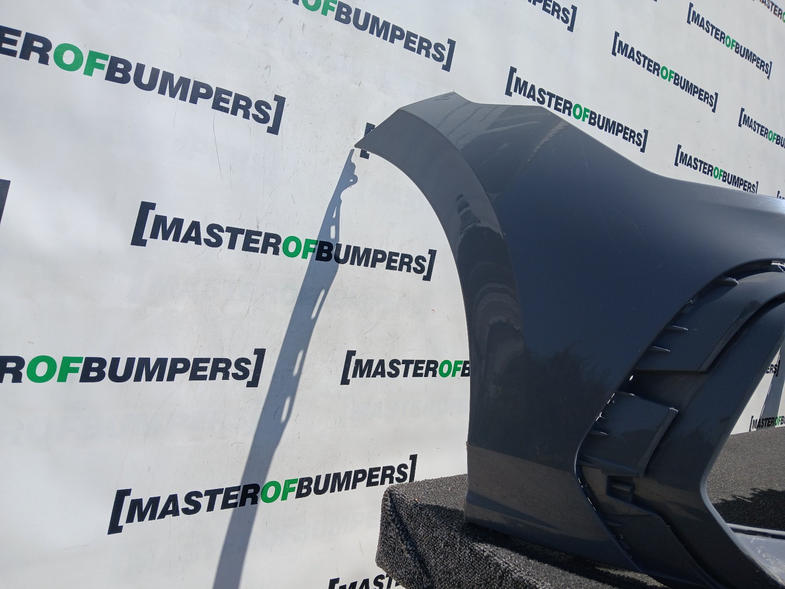 VW Golf R-line Mk8 Lift Hatchback 2024-2027 Front Bumper 4 Pdc Genuine [v573]