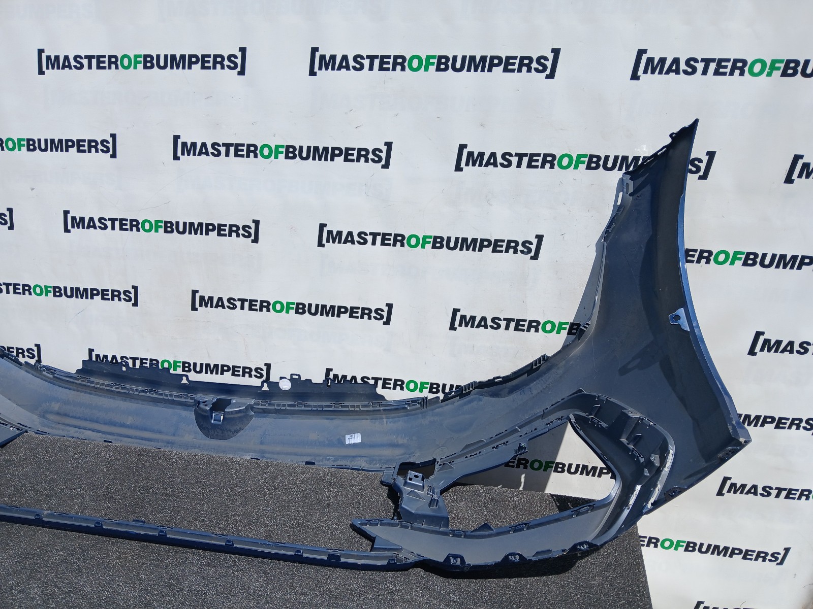 VW Golf R-line Mk8 Lift Hatchback 2024-2027 Front Bumper 4 Pdc Genuine [v596]