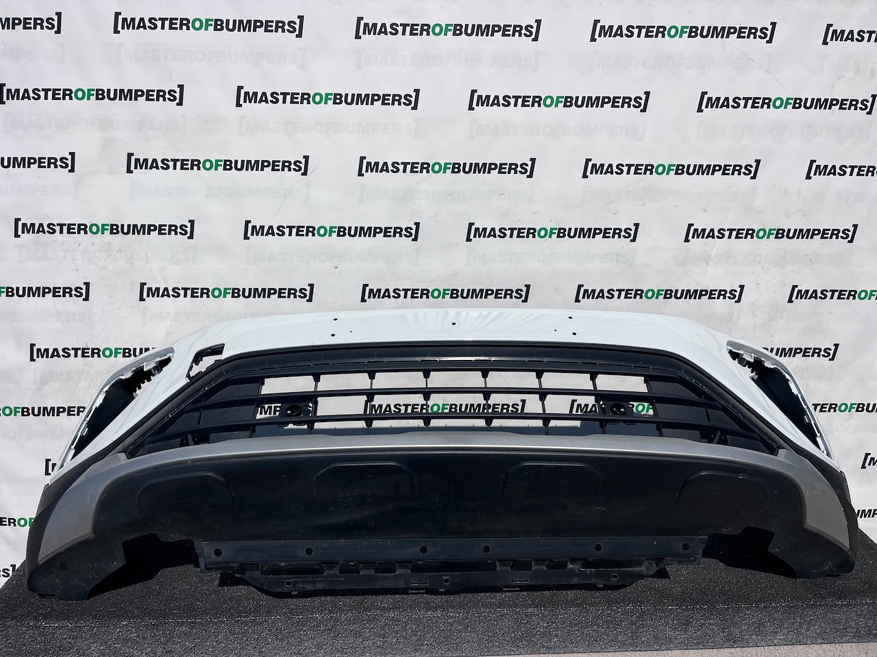 VW T-cross Elegance Tfsi Tdi Lift 2024-2024 Front Bumper 6 Pdc Genuine [v589]