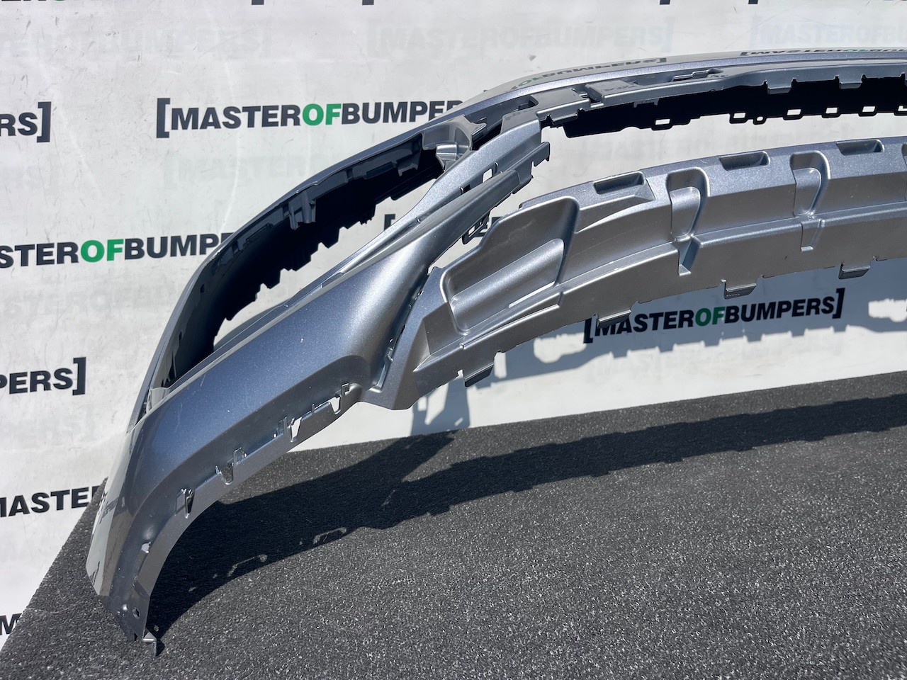 VW T-roc Troc R-line Lift 2022-2024 Front Bumper 4 Pdc Genuine [v585]