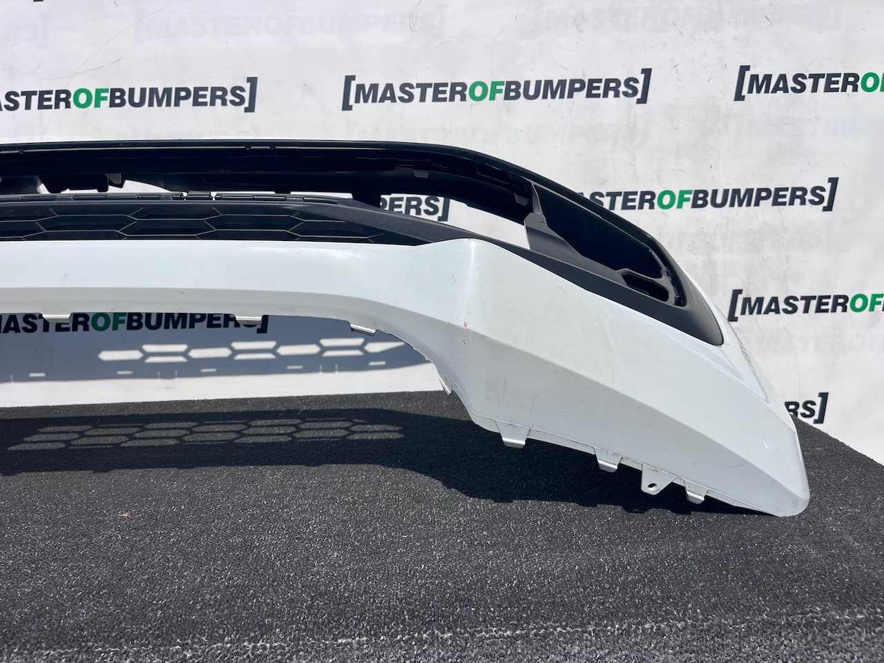 VW Up Up! City Lift Hatchback 2017-2021 Front Bumper Genuine [v592]