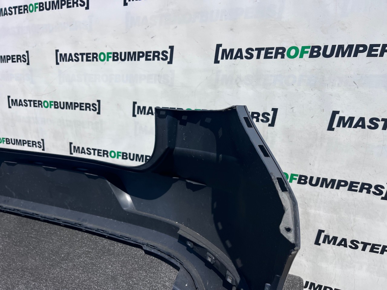 VW Golf Se Hatchback Mk7 Lift 2017-2020 Rear Bumper No Pdc Genuine [v595]