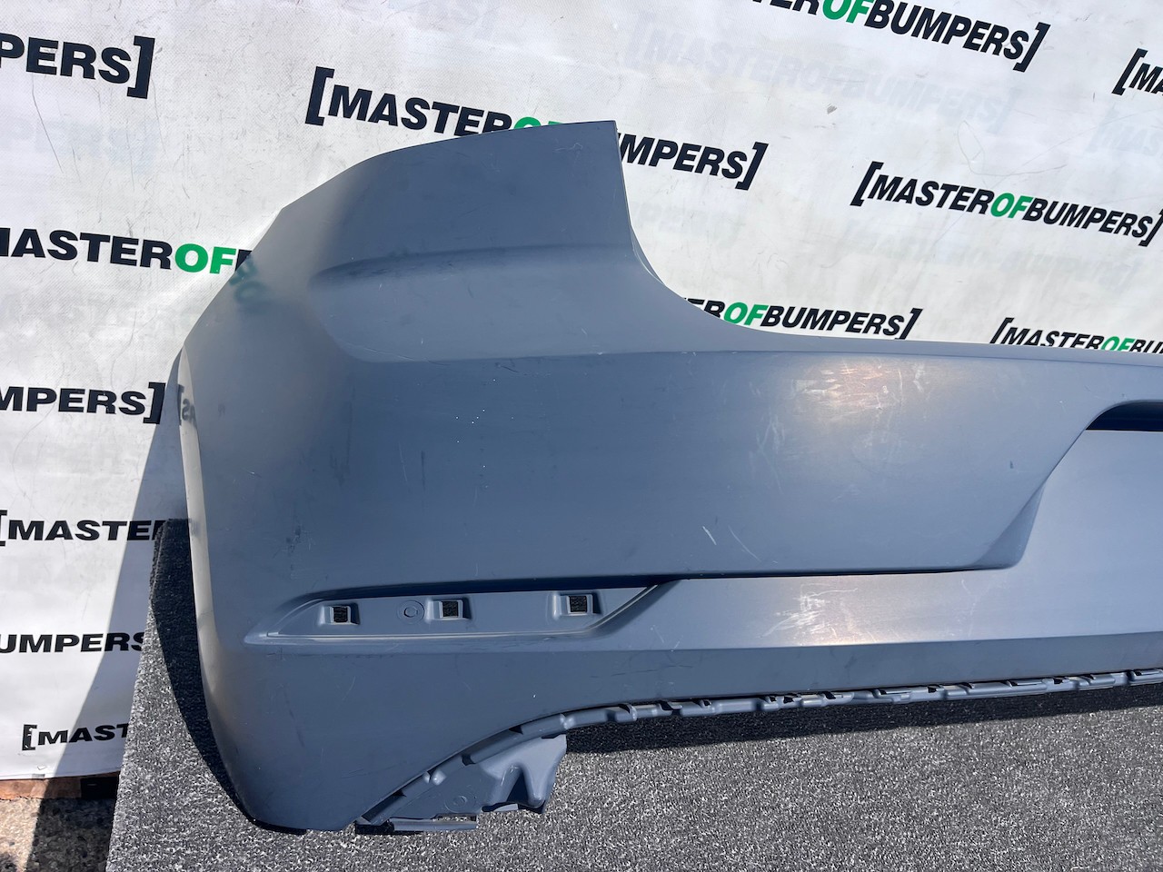 VW Golf Se Hatchback Mk7 Lift 2017-2020 Rear Bumper No Pdc Genuine [v595]