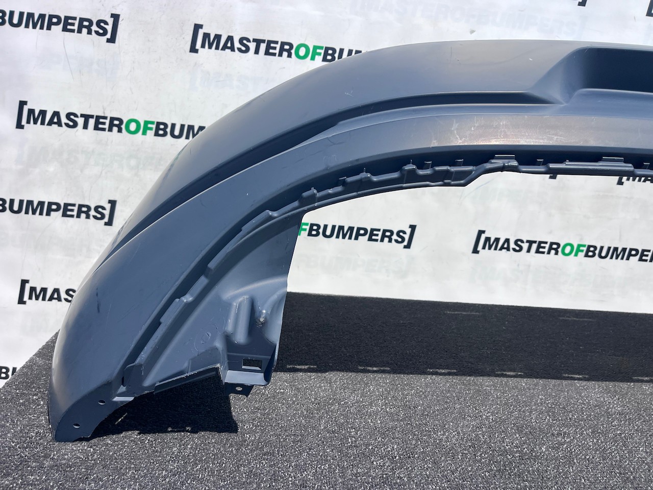 VW Golf Se Hatchback Mk7 Lift 2017-2020 Rear Bumper No Pdc Genuine [v595]
