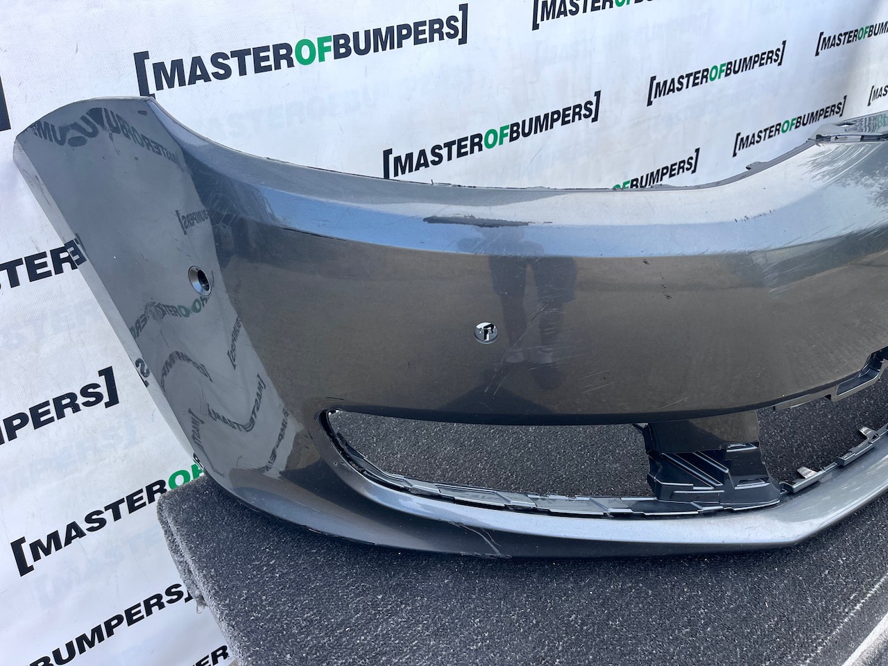 VW Sharan Sel Highline Mk2 Mpv 2011-2021 Front Bumper 6 Pdc Genuine [v601]