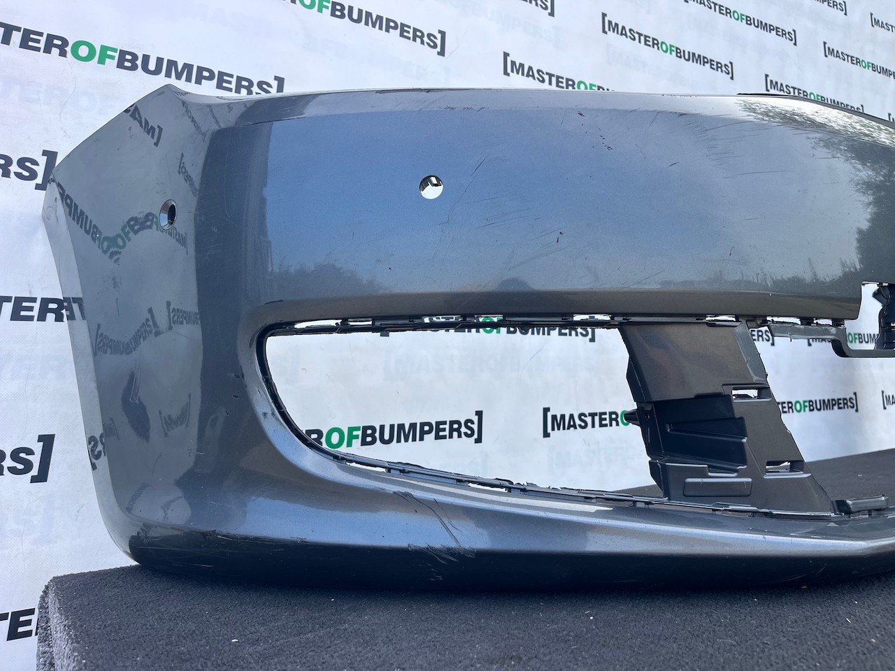 VW Sharan Sel Highline Mk2 Mpv 2011-2021 Front Bumper 6 Pdc Genuine [v601]