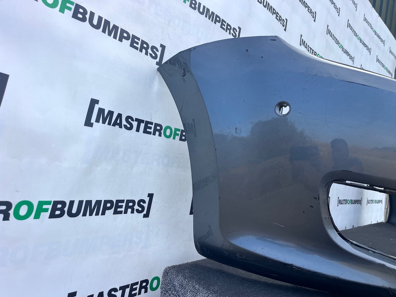 VW Sharan Sel Highline Mk2 Mpv 2011-2021 Front Bumper 6 Pdc Genuine [v601]