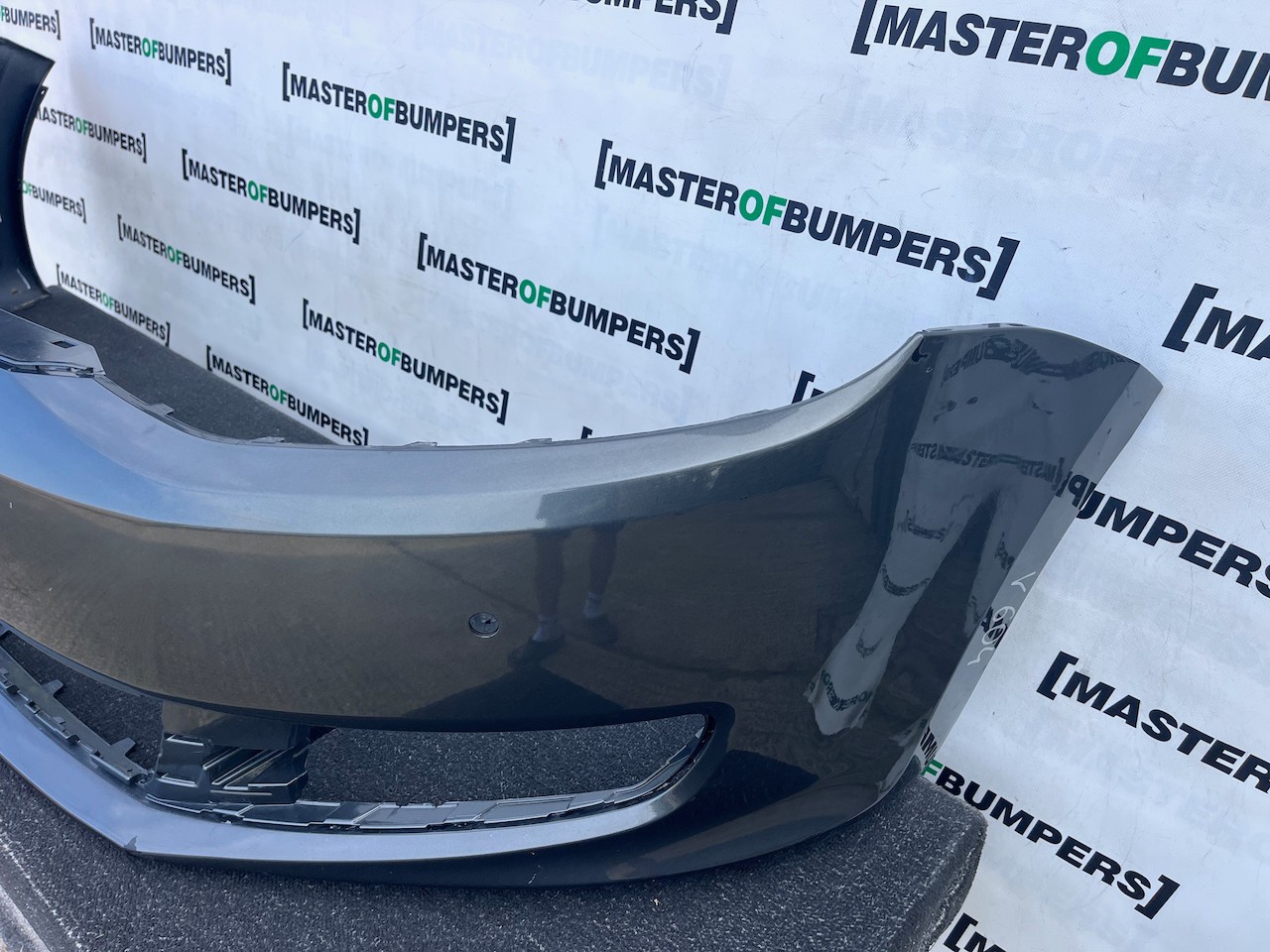 VW Sharan Sel Highline Mk2 Mpv 2011-2021 Front Bumper 4 Pdc Genuine [v604]