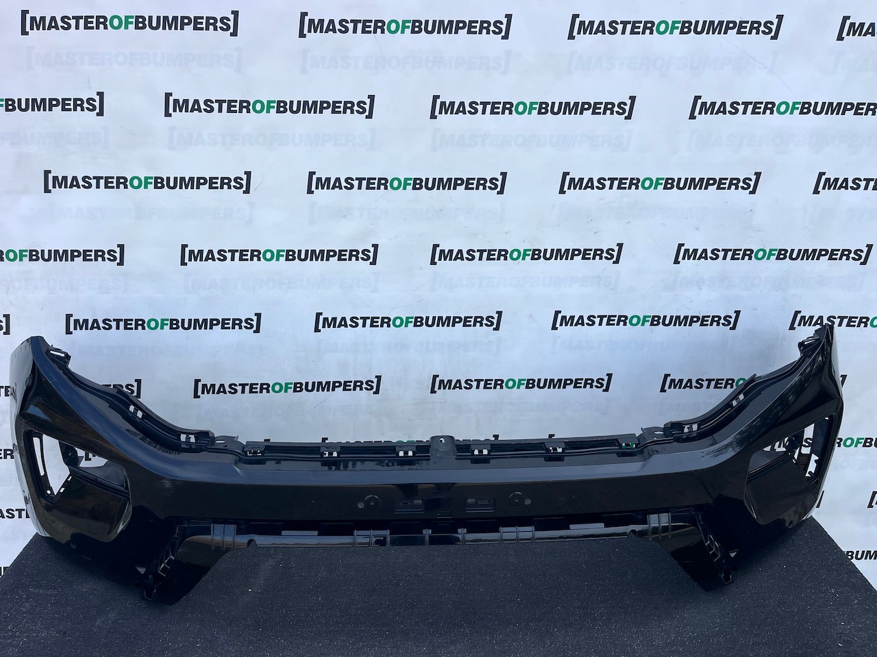 VW Amarok Style Mk2 Pick Up 2024-2027 Front Bumper 4 Pdc Genuine [v613]