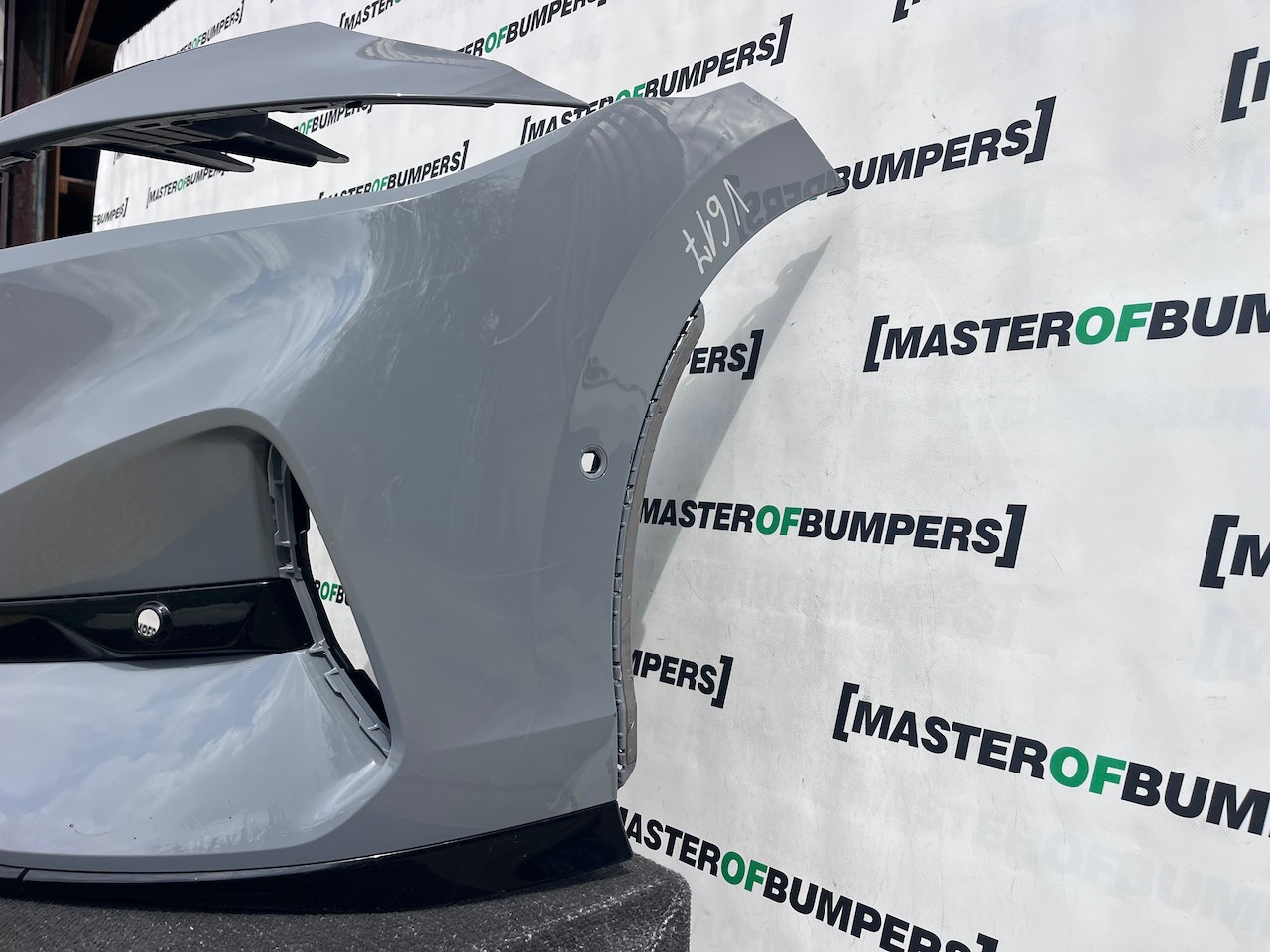 VW Id7 Id.7 Fastback Tourer Ev 2023-2027 Front Bumper 6 Pdc Genuine [v617]
