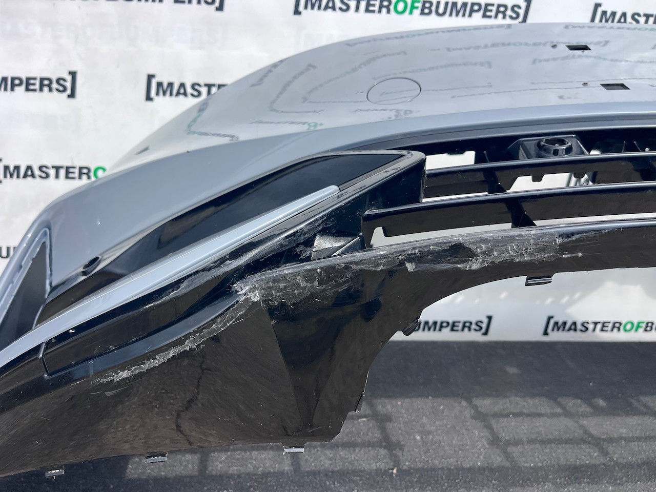 VW Id7 Id.7 Fastback Tourer Ev 2023-2027 Front Bumper 6 Pdc Genuine [v617]