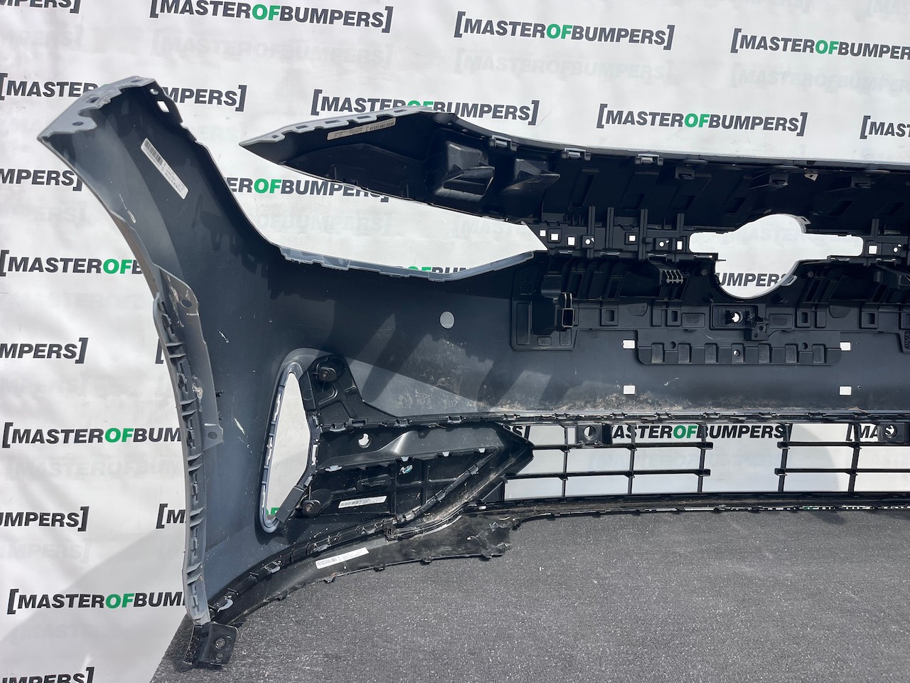 VW Id7 Id.7 Fastback Tourer Ev 2023-2027 Front Bumper 6 Pdc Genuine [v617]