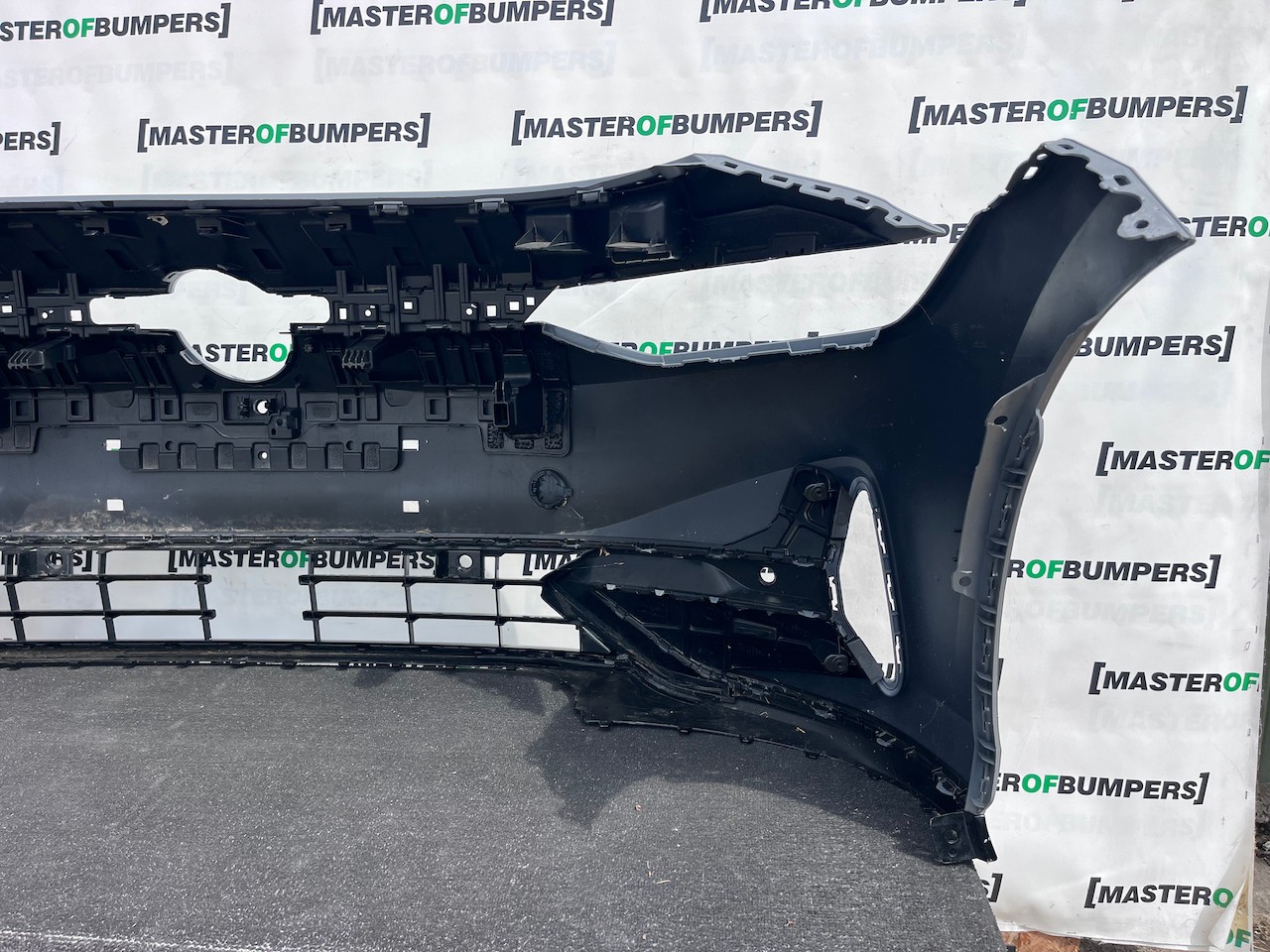 VW Id7 Id.7 Fastback Tourer Ev 2023-2027 Front Bumper 6 Pdc Genuine [v617]