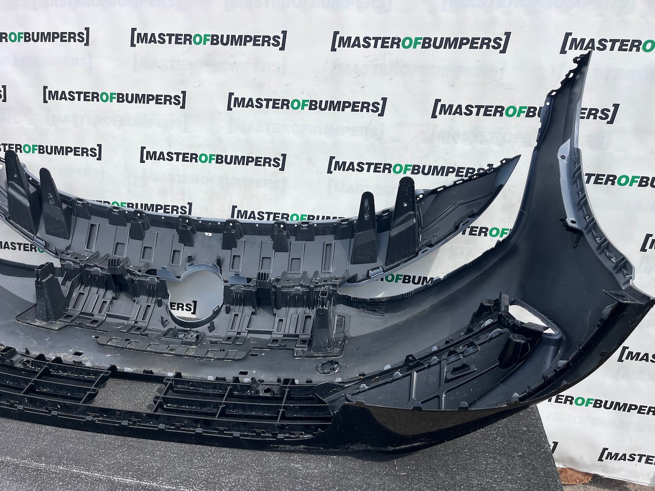 VW Id7 Id.7 Fastback Tourer Ev 2023-2027 Front Bumper 6 Pdc Genuine [v617]