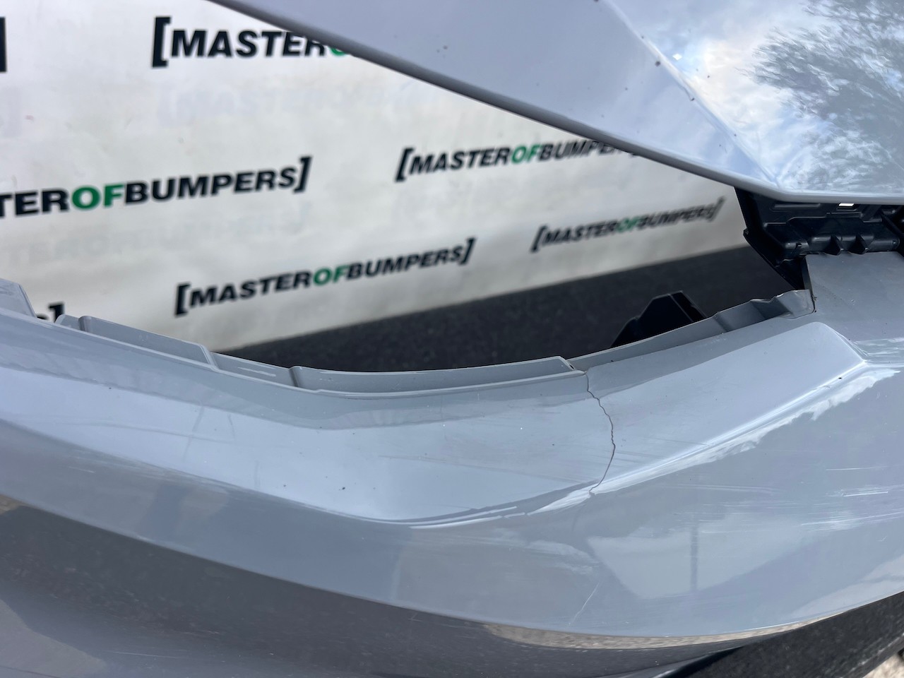VW Id7 Id.7 Fastback Tourer Ev 2023-2027 Front Bumper 6 Pdc Genuine [v617]