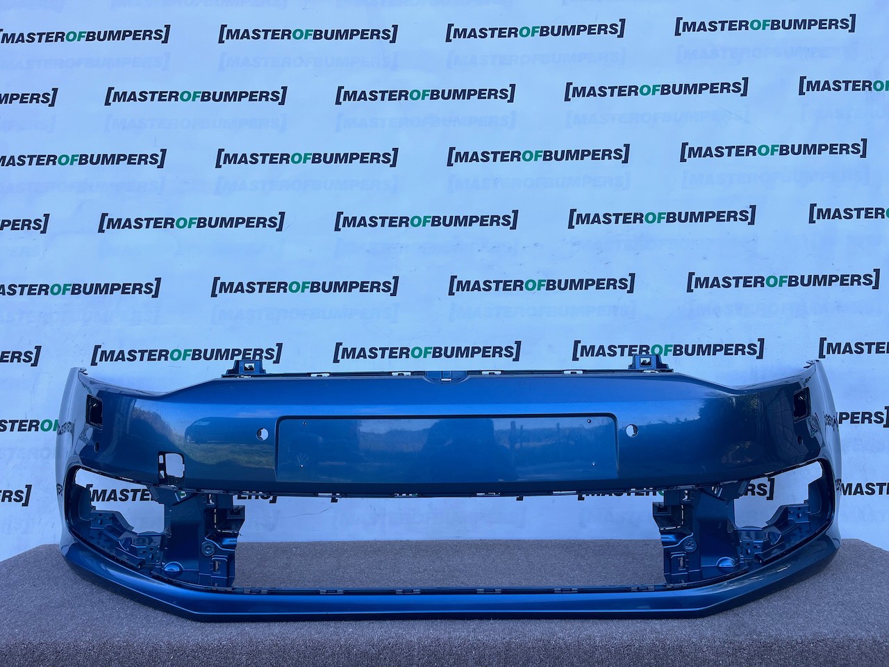 VW Polo Se Gt Bluemotion 6c 2014-2017 Front Bumper 4 Pdc +jets Genuine [v648]