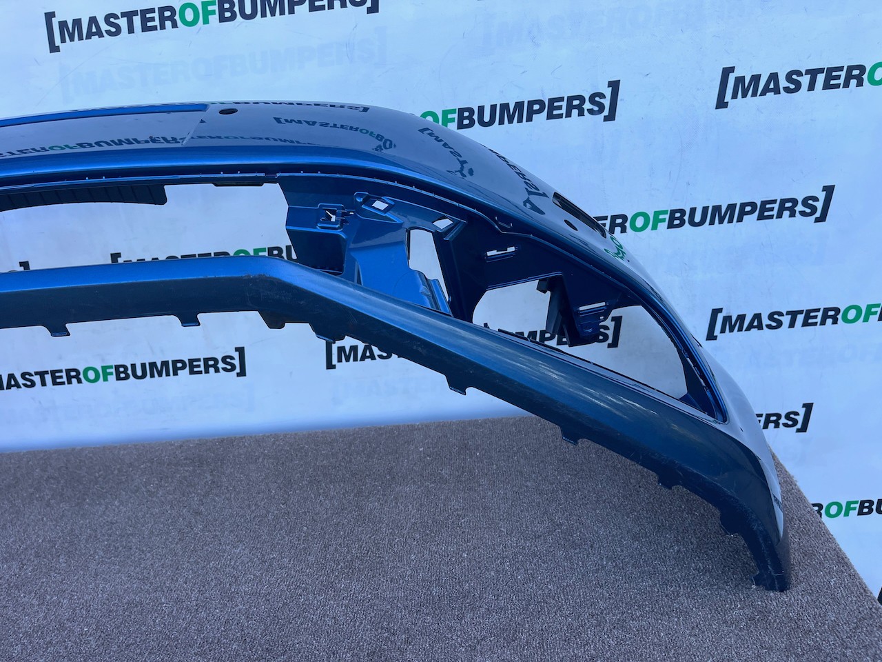 VW Polo Se Gt Bluemotion 6c 2014-2017 Front Bumper 4 Pdc +jets Genuine [v648]
