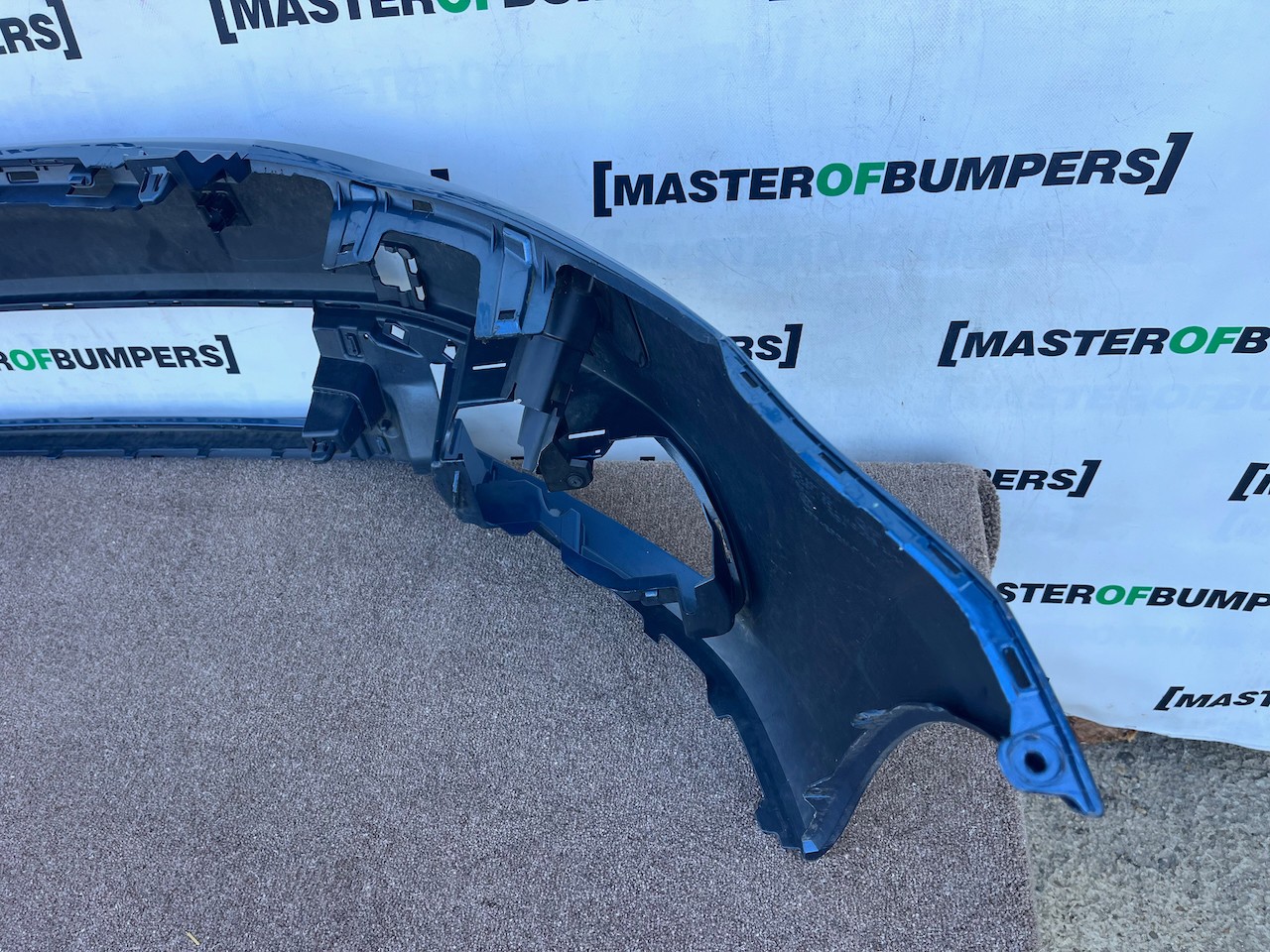 VW Polo Se Gt Bluemotion 6c 2014-2017 Front Bumper 4 Pdc +jets Genuine [v648]