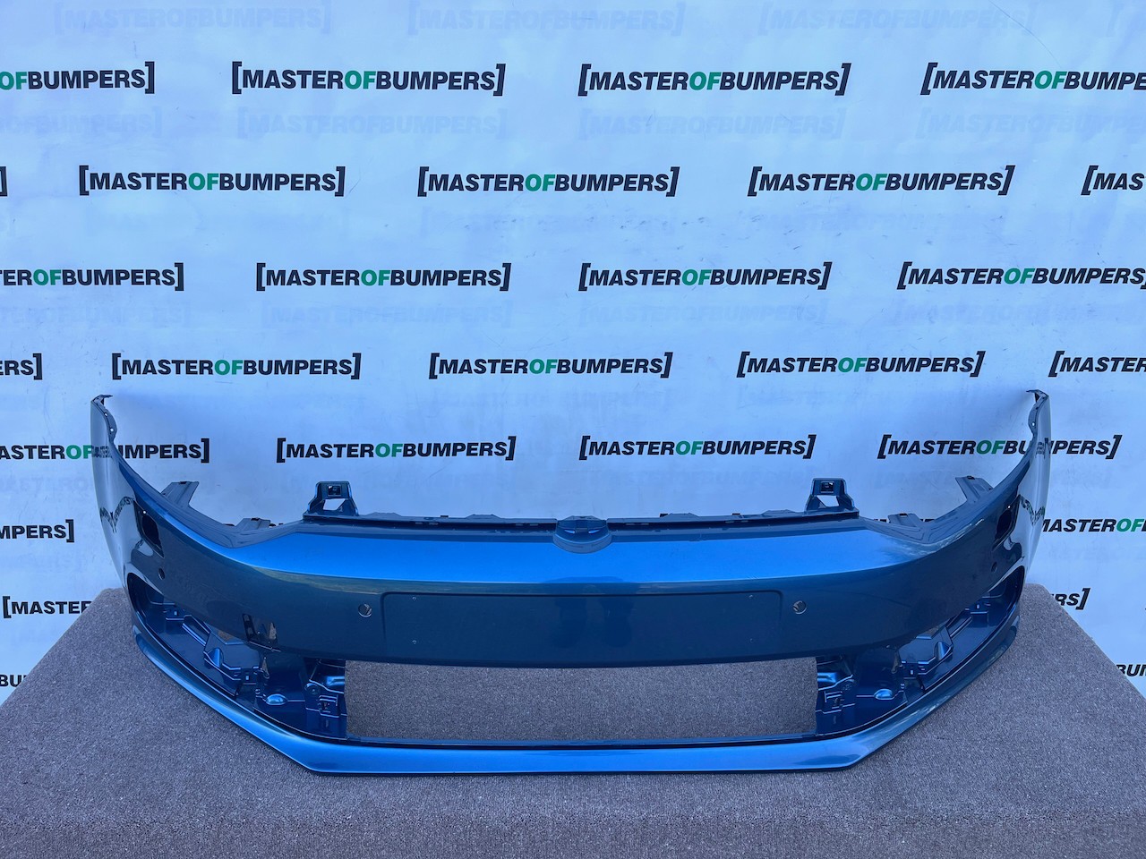 VW Polo Se Gt Bluemotion 6c 2014-2017 Front Bumper 4 Pdc +jets Genuine [v648]