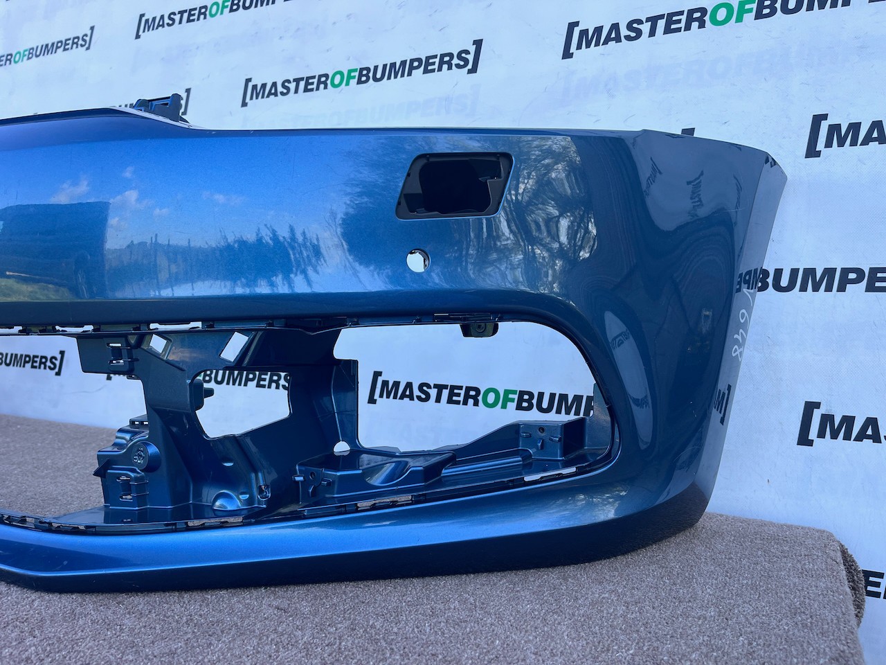 VW Polo Se Gt Bluemotion 6c 2014-2017 Front Bumper 4 Pdc +jets Genuine [v648]