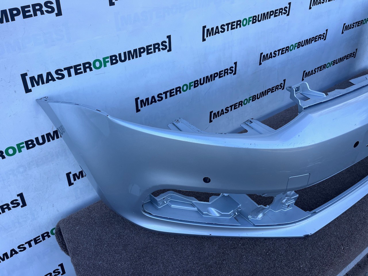 VW Polo Se Gt Bluemotion 6c 2014-2017 Front Bumper 4 Pdc No Jets Genuine [v646]