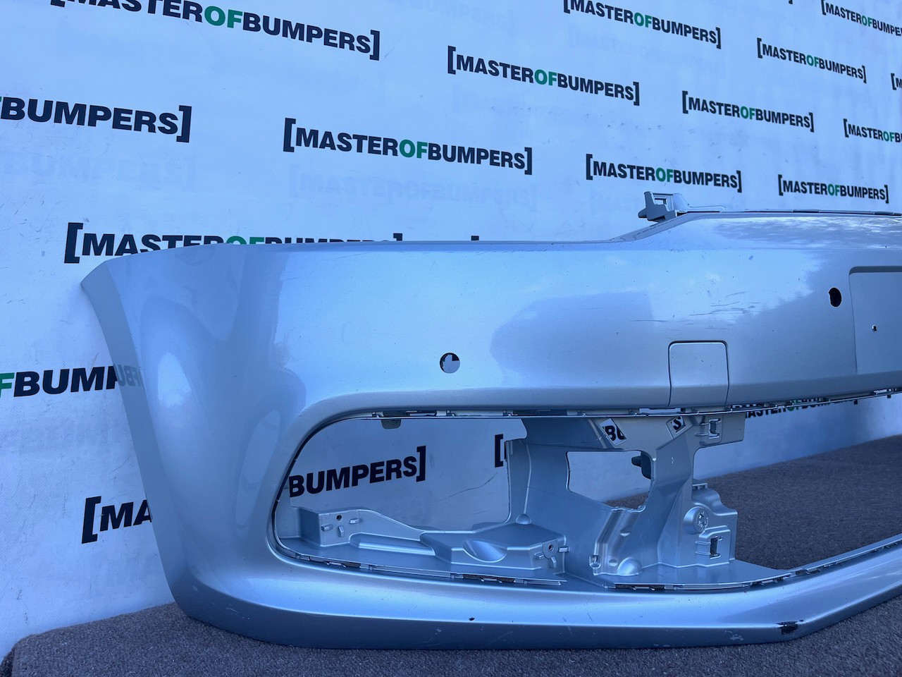 VW Polo Se Gt Bluemotion 6c 2014-2017 Front Bumper 4 Pdc No Jets Genuine [v646]