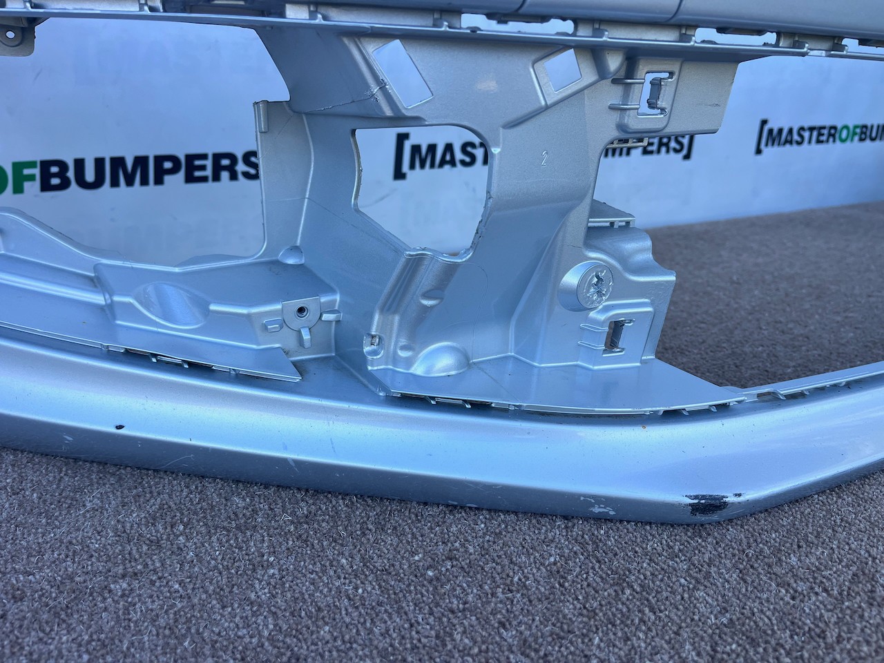 VW Polo Se Gt Bluemotion 6c 2014-2017 Front Bumper 4 Pdc No Jets Genuine [v646]