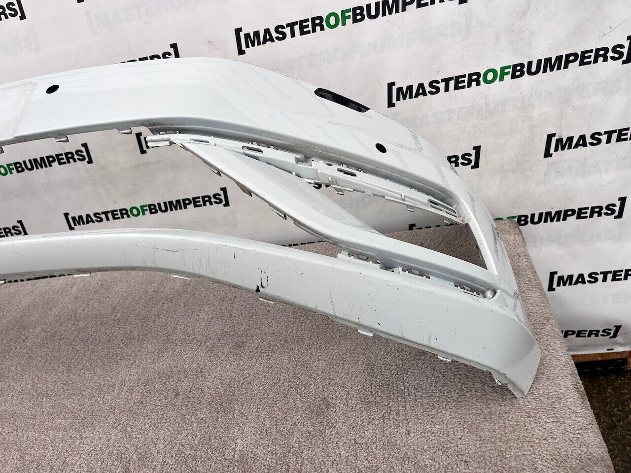 VW Golf Se Mk7 Lift 7.5 Hatch 2017-2019 Front Bumper 4 Pdc +jets Genuine [v230]