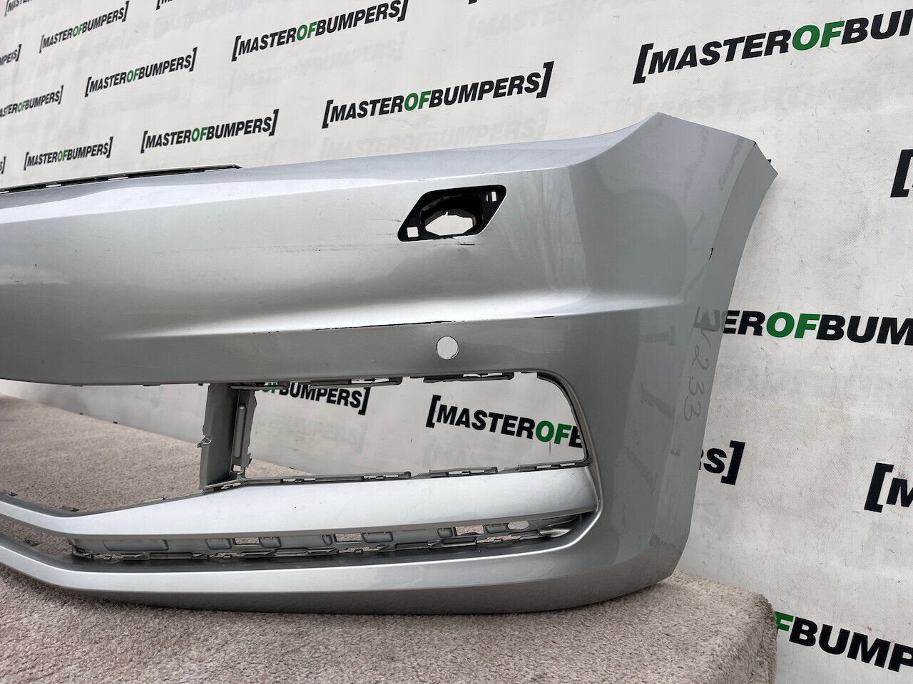 VW Touran Mk2 5t Mpv 2015-2022 Front Bumper Silver 4 Pdc +jets Genuine [v233]