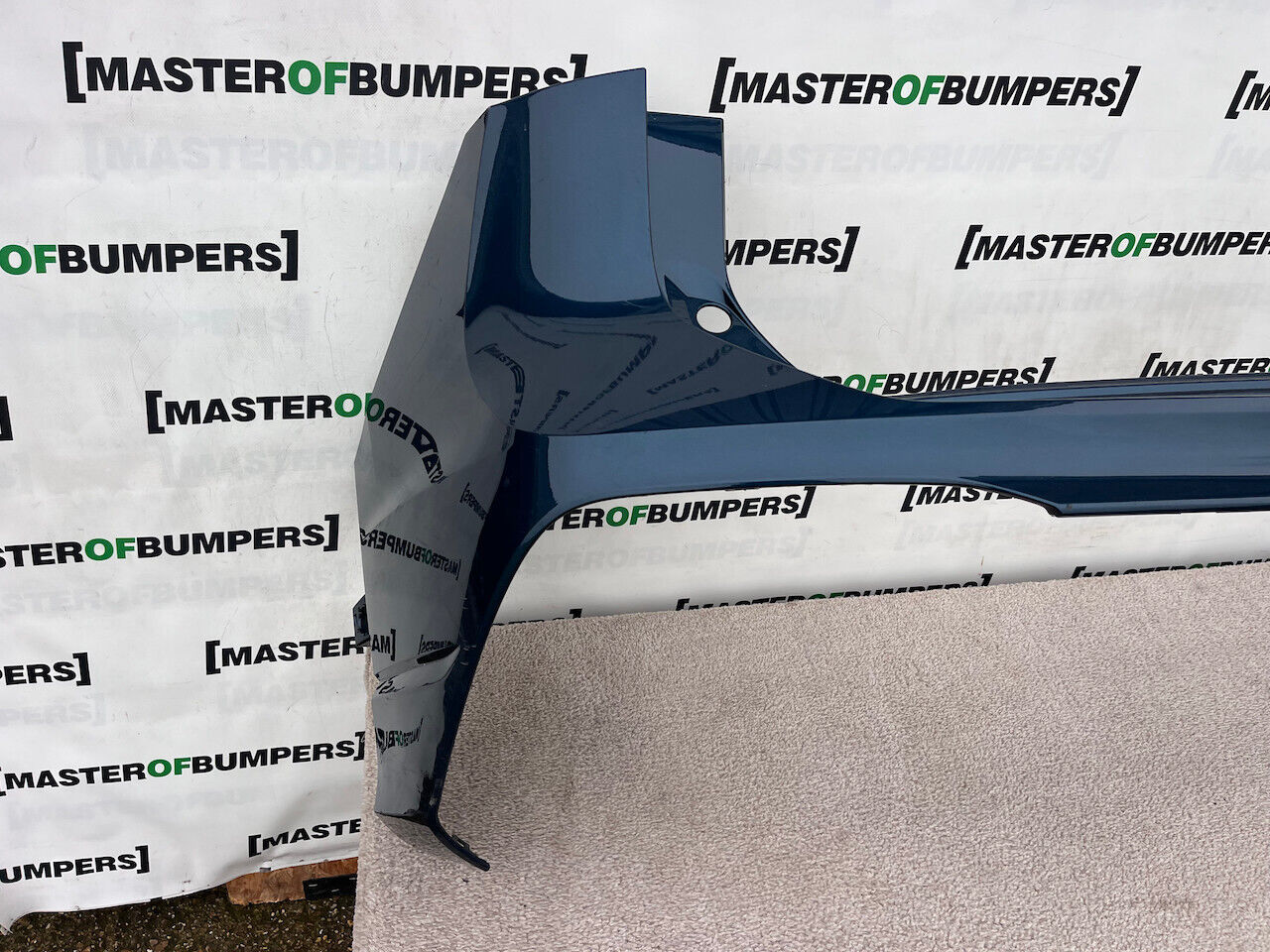 VW Tiguan R Line Suv Mk3 2024-on Rear Bumper 4 Pdc Genuine [v239]