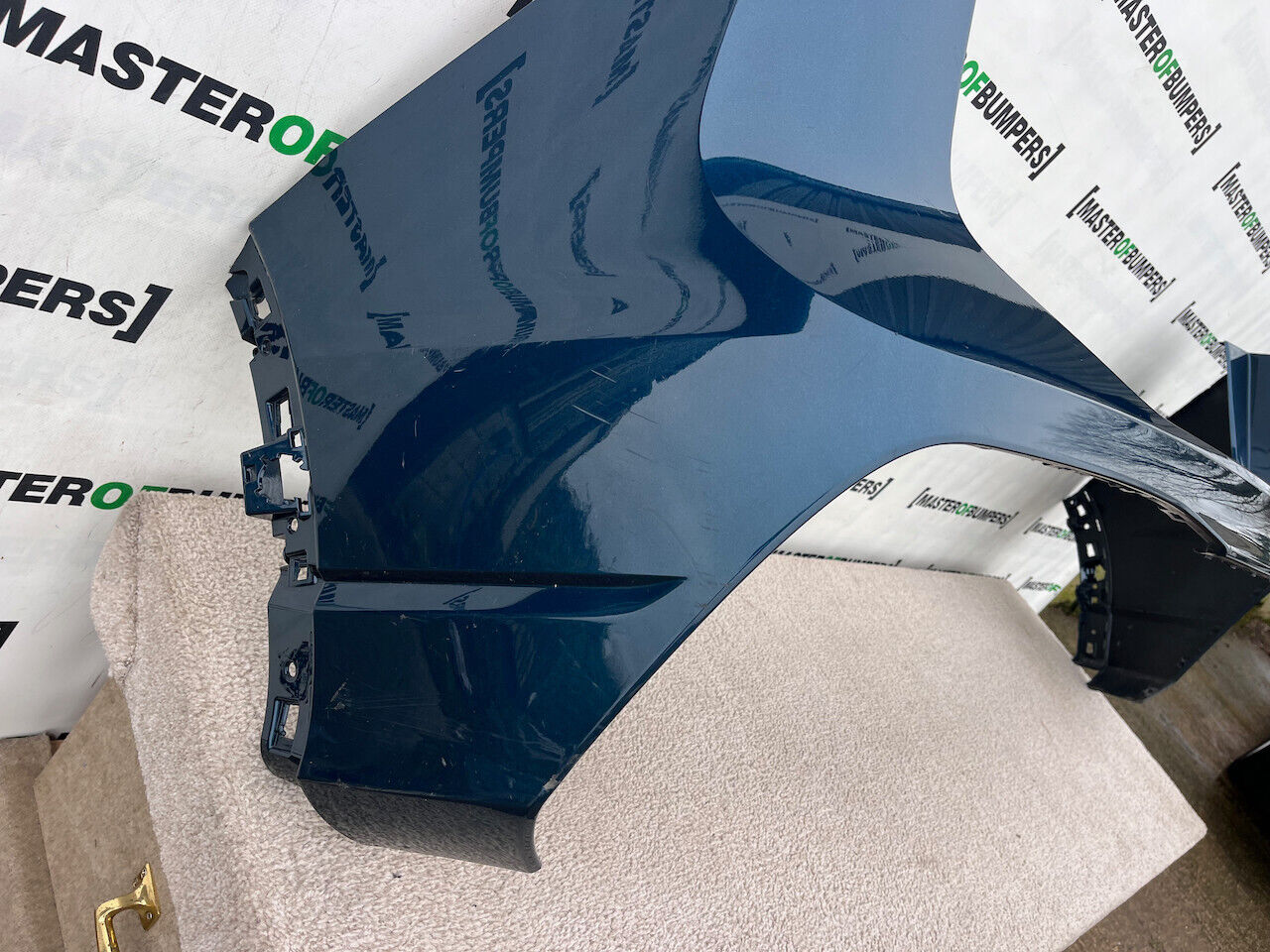 VW Tiguan R Line Suv Mk3 2024-on Rear Bumper 4 Pdc Genuine [v239]