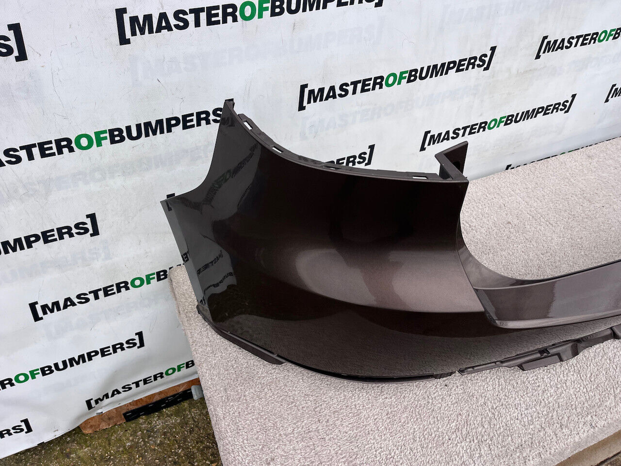 VW Tiguan R Line Se Suv 2011-2014 Rear Bumper Top Section Genuine [v241]