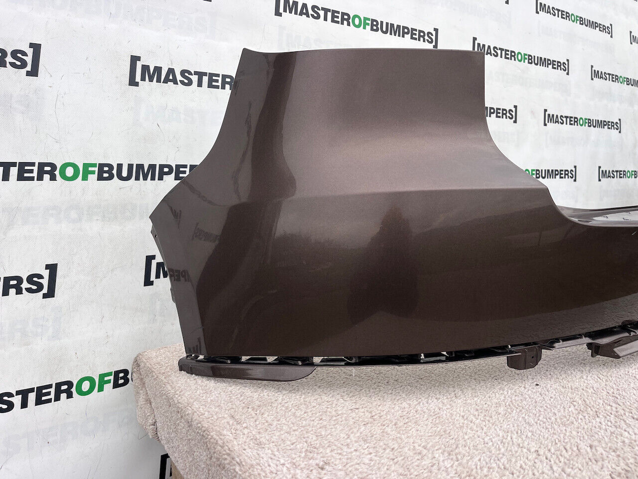 VW Tiguan R Line Se Suv 2011-2014 Rear Bumper Top Section Genuine [v241]