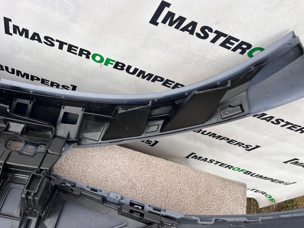 VW Id4 Id.4 Life Max 2021-on Front Bumper Grey 6 Pdc Genuine [v247]