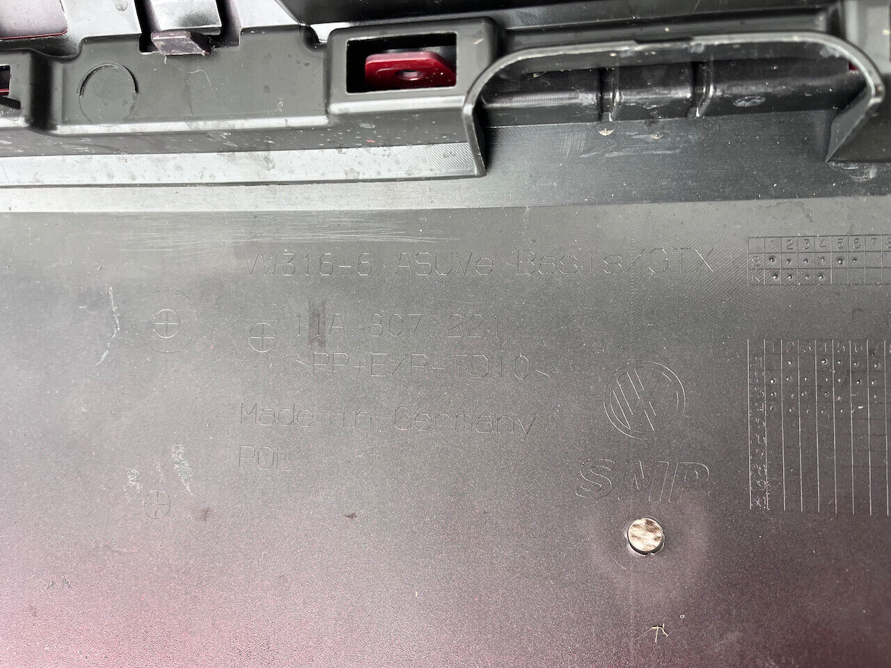 VW Id4 Id.4 Life Max 2021-on Front Bumper Red 6 Pdc Genuine [v250]