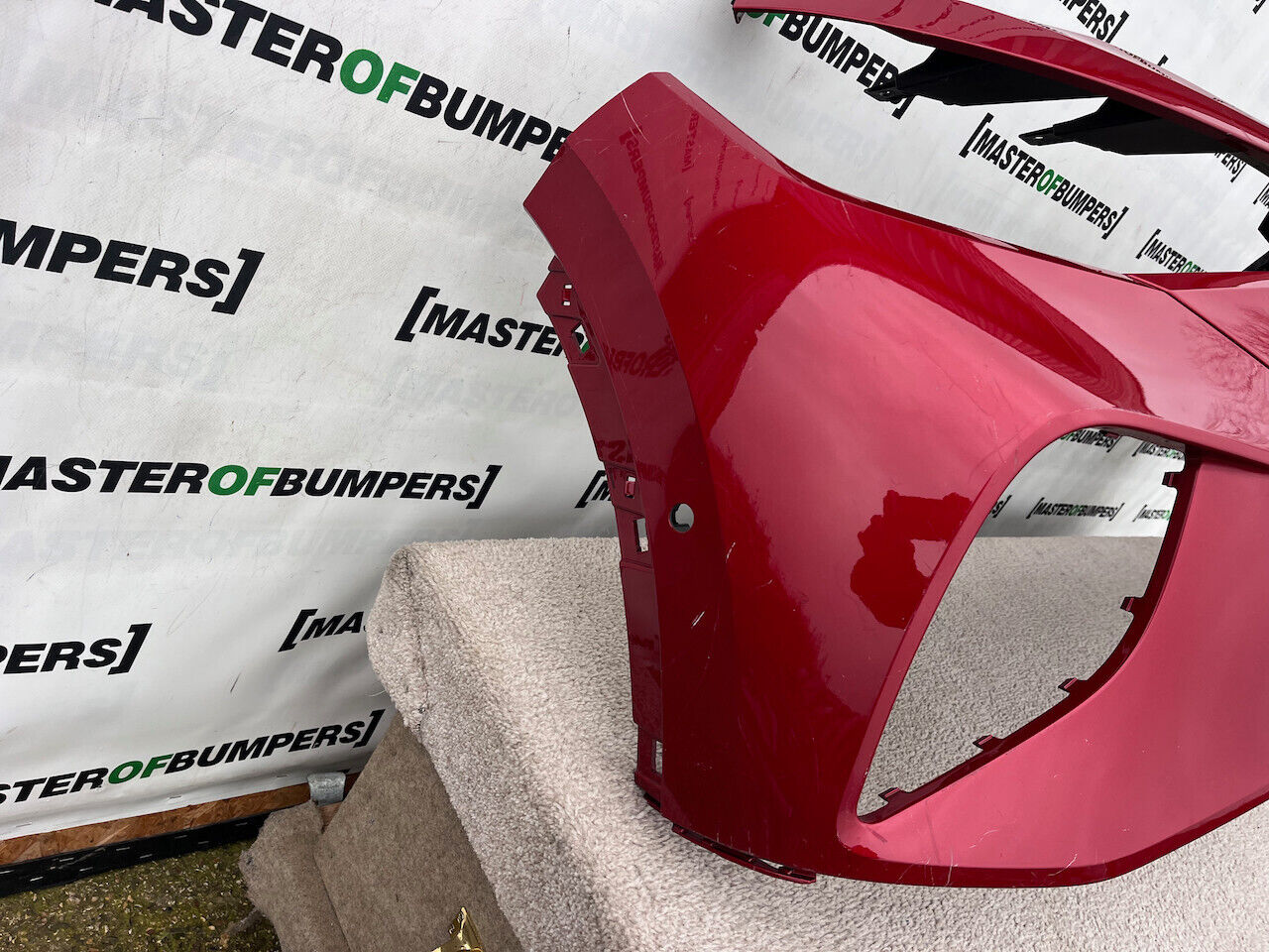 VW Id4 Id.4 Life Max 2021-on Front Bumper Red 6 Pdc Genuine [v250]