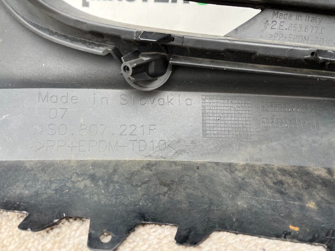 VW E-up!  2020-2023 Front Bumper Genuine [v268]