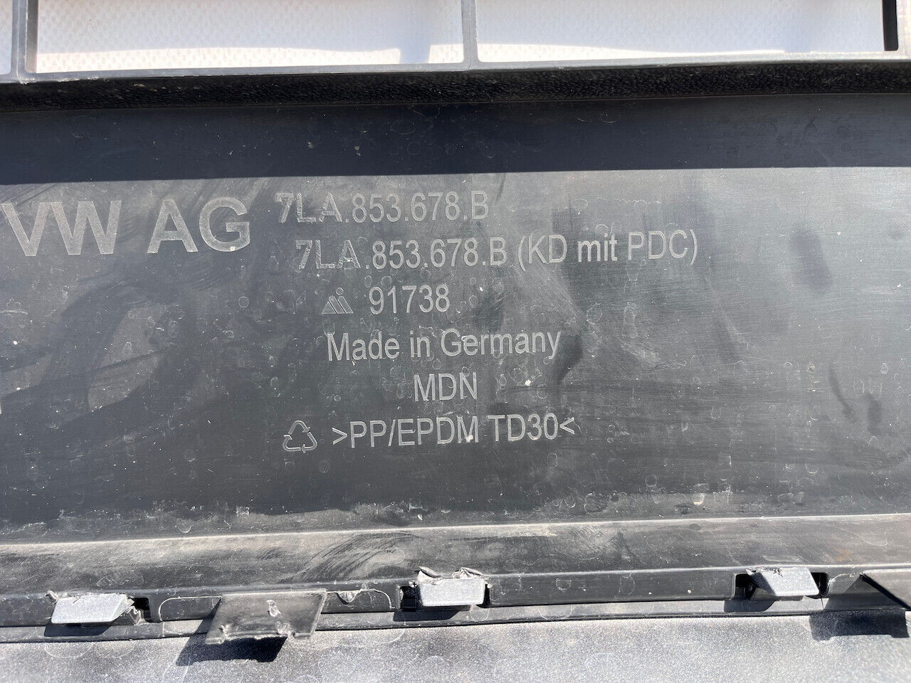 VW Transporter Caravelle T6 Lift T6.1 2020-2024 Front Bumper 4pdc Genuine [v271]