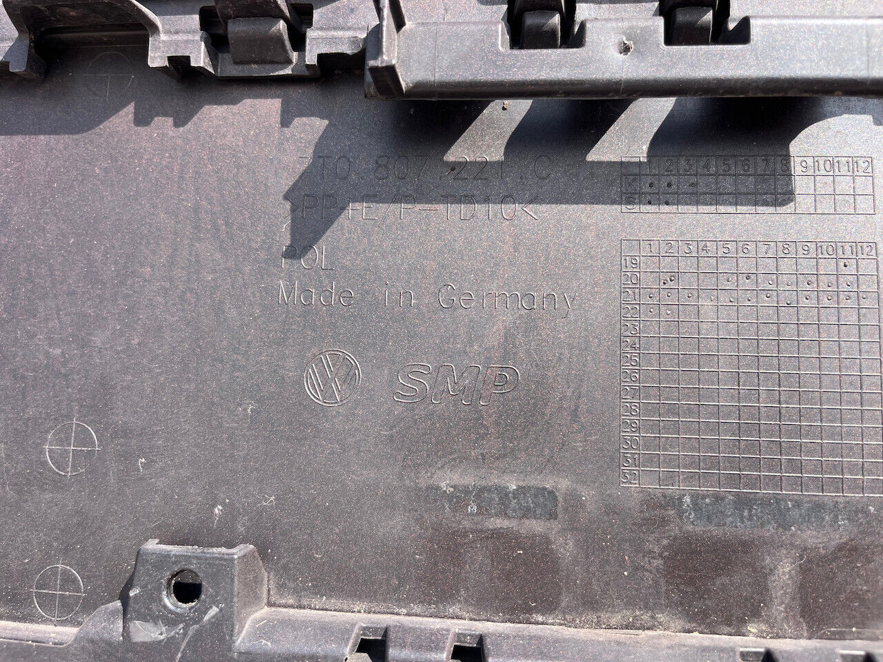 VW Multivan Style Edition T7 2022-2026 Front Bumper 6 Pdc Genuine [v274]