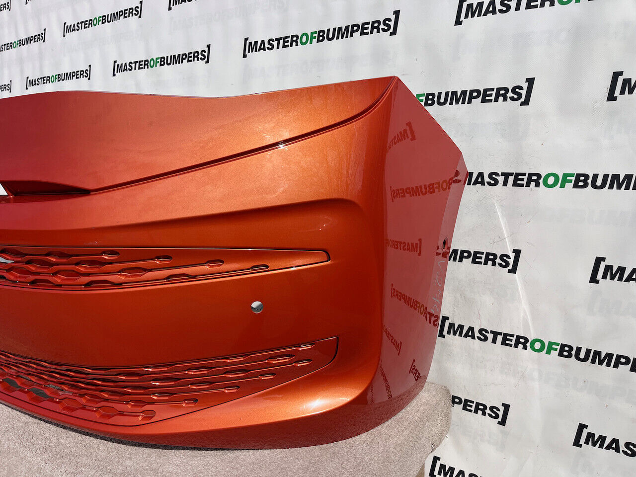 VW Multivan Style Edition T7 2022-2026 Front Bumper 6 Pdc Genuine [v274]