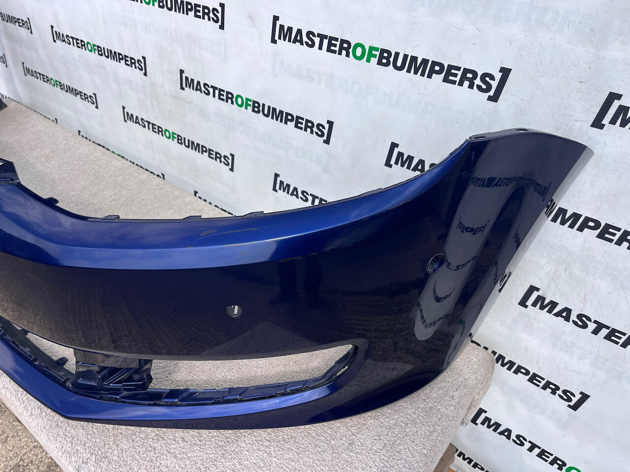 VW Sharan Sel Highline Mk2 Mpv 2011-2021 Front Bumper 4 Pdc Genuine [v284]
