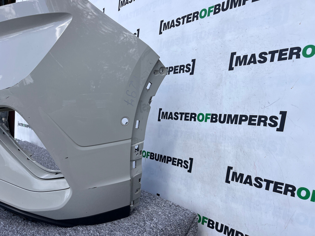 VW T-roc T Roc R Lift Suv 2022-on Rear Bumper 6 Pdc Genuine [v297]