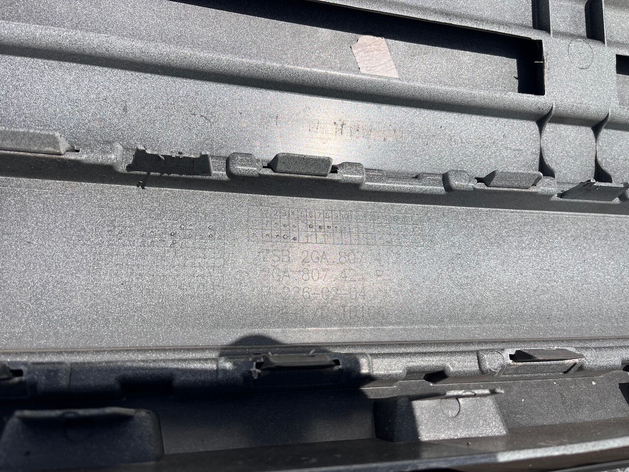 VW T-roc T Roc R Lift Suv 2022-on Rear Bumper 6 Pdc Genuine [v297]