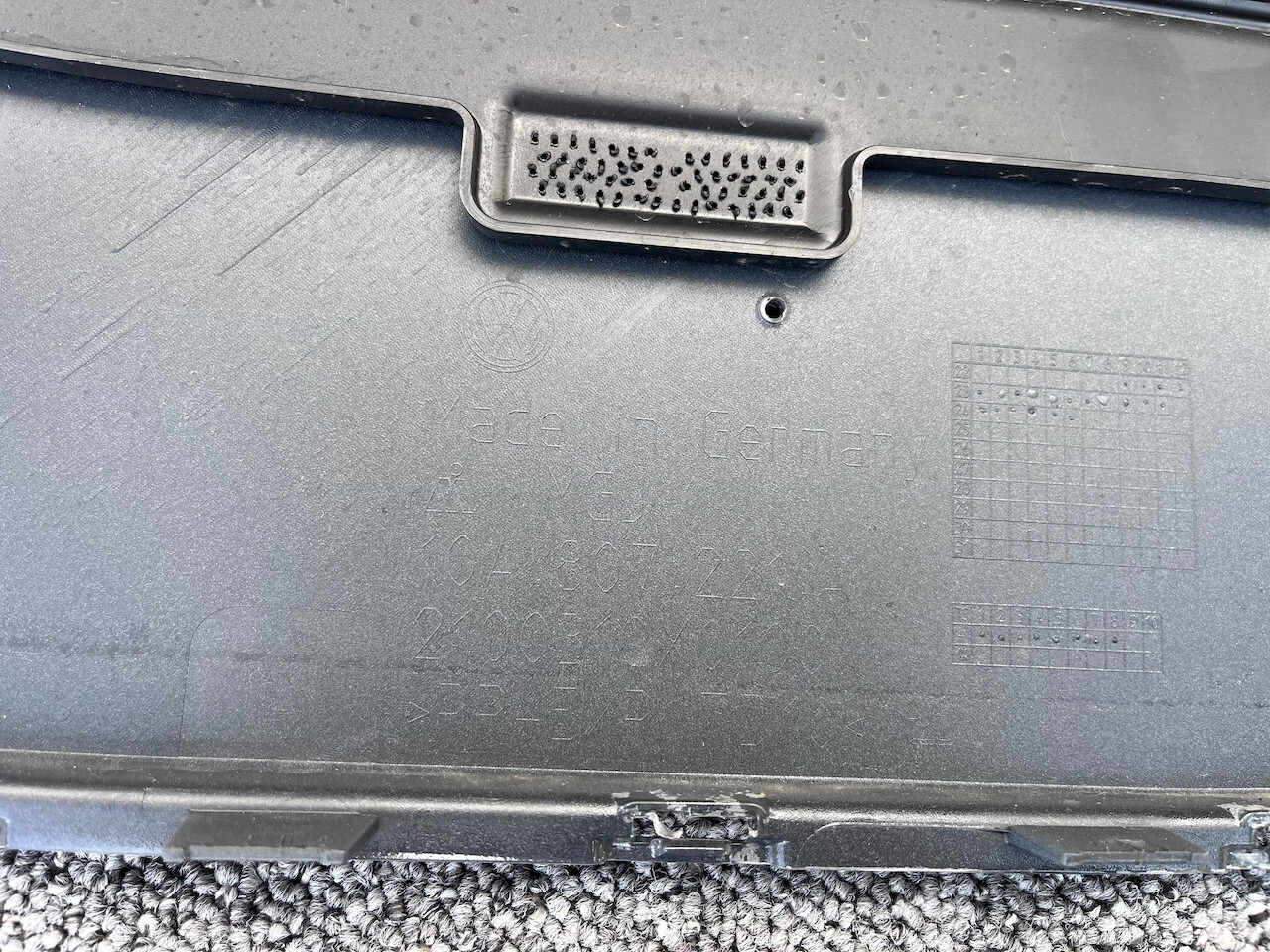 VW Id3 Id.3 Pro Launch Edition Lift 2024-on Front Bumper 4 Pdc Genuine [v299]