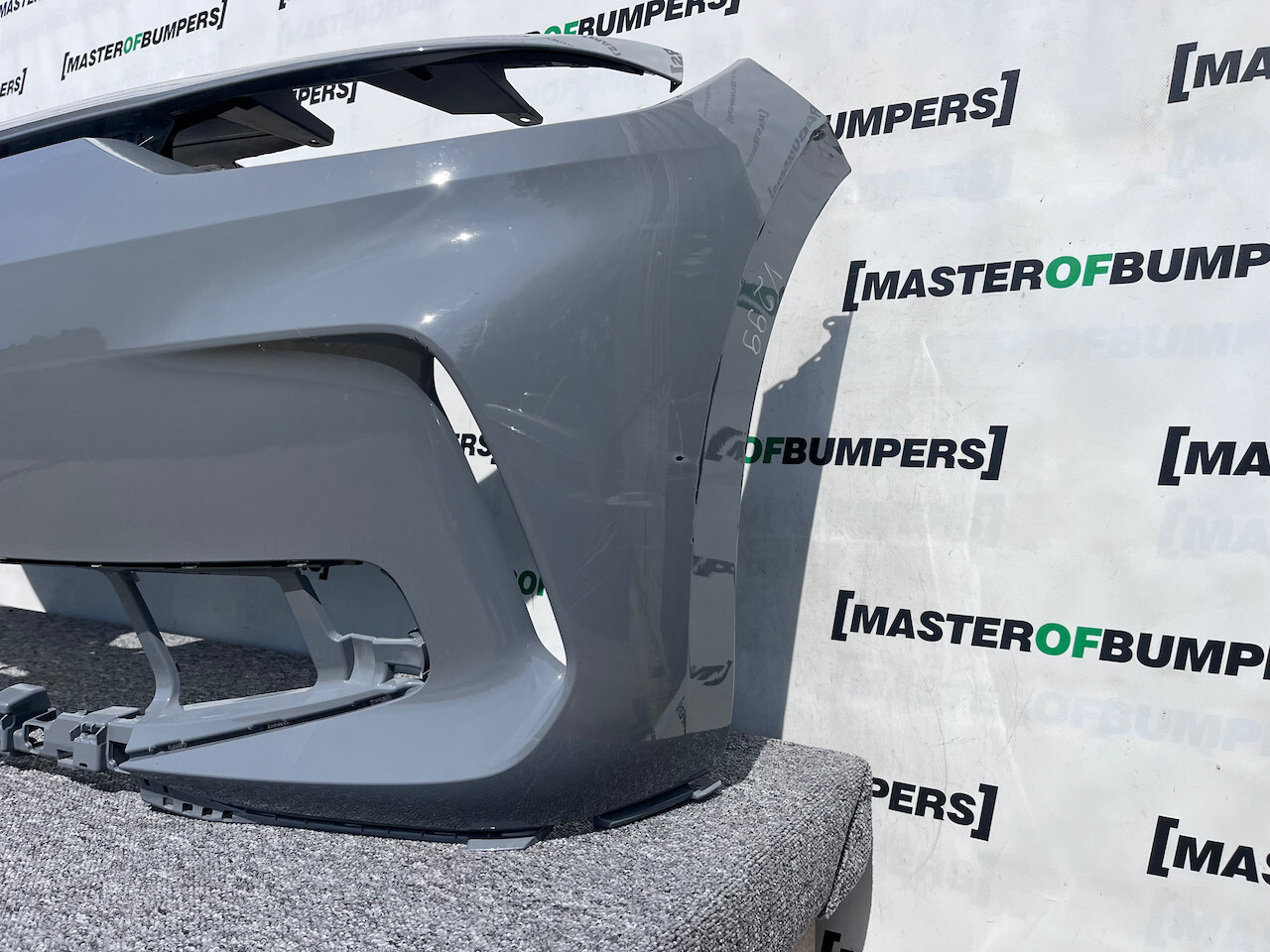 VW Id3 Id.3 Pro Launch Edition Lift 2024-on Front Bumper 4 Pdc Genuine [v299]