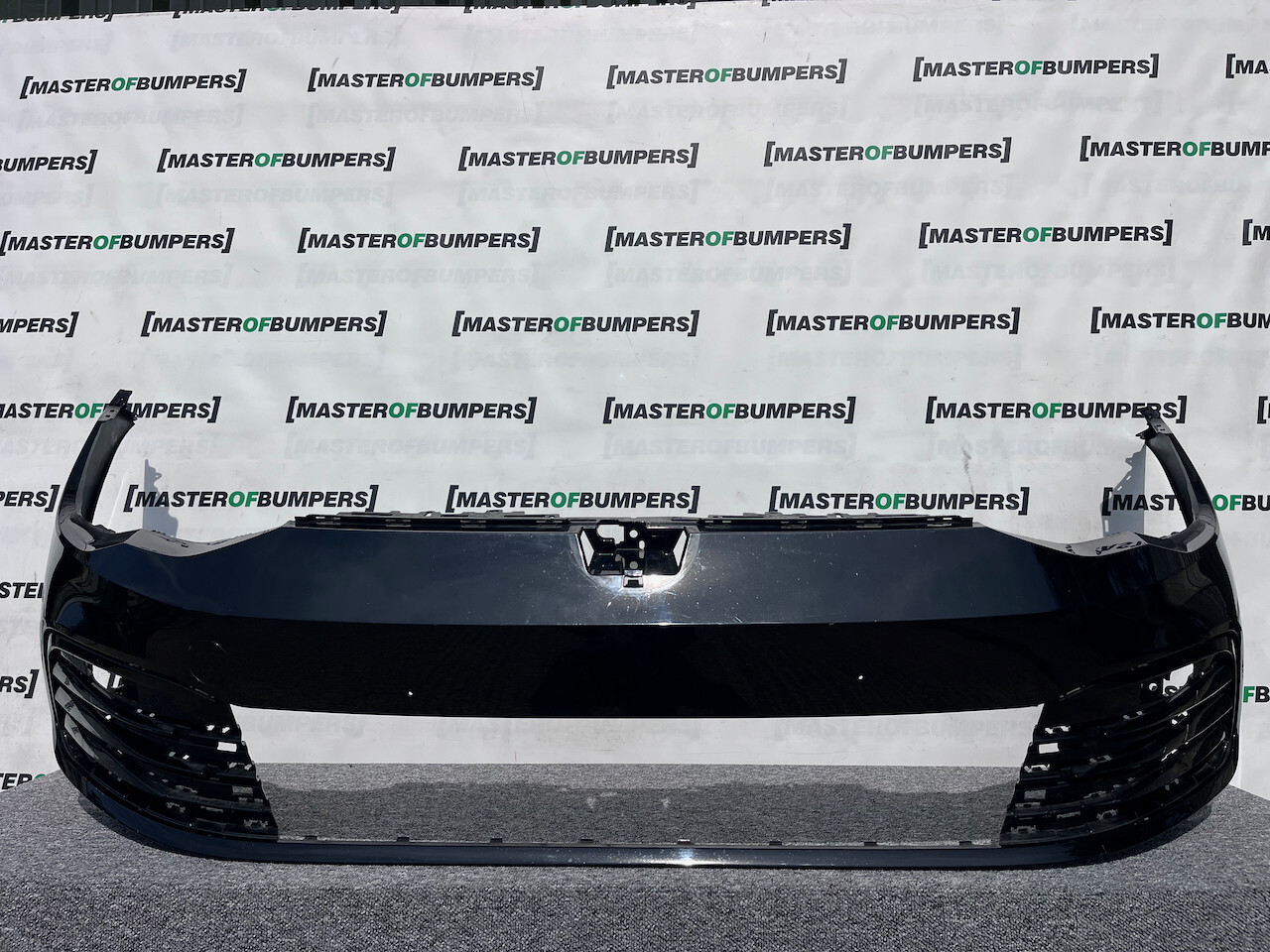 VW Golf Style Se Mk8 Hatchback 2020-2023 Front Bumper 4 Pdc Genuine [v326]