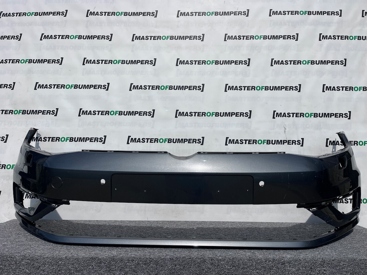 VW Golf Se Mk7 Lift 7.5 Hatch 2017-2019 Front Bumper 4 Pdc +jets Genuine [v322]