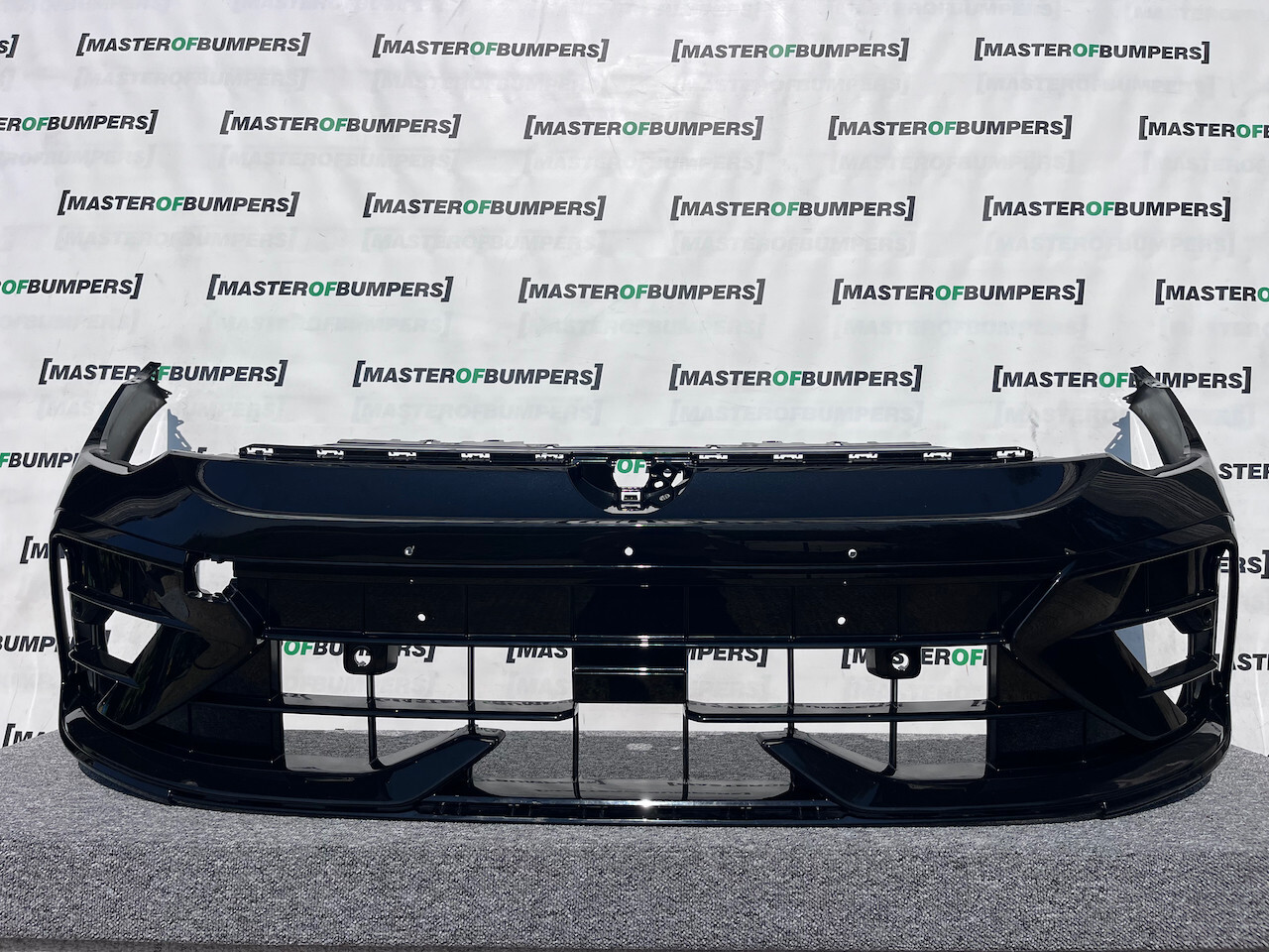 VW Golf R 'r' Mk8 Lift Hatchback 2024-on Front Bumper 4 Pdc Genuine [v313]
