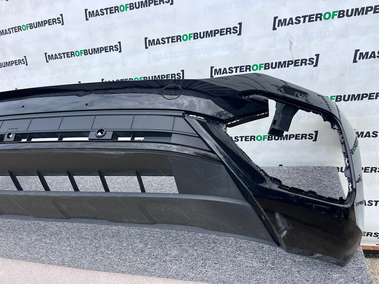 VW Touareg R Line Tdi V6 Mk3 2019-2023 Front Bumper 6 Pdc +jets Genuine [v321]